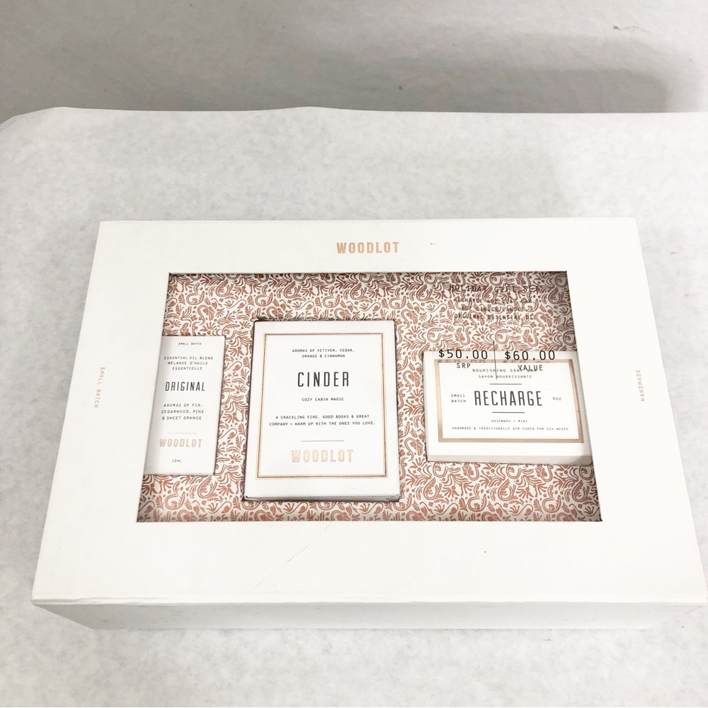 NEW WOODLOT 3 Piece Essentials Gift Set, Essential Oil, Candle, Soap, Recharge